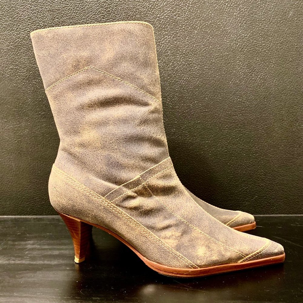 Pazzo GUMDROP distressed point-toe boot